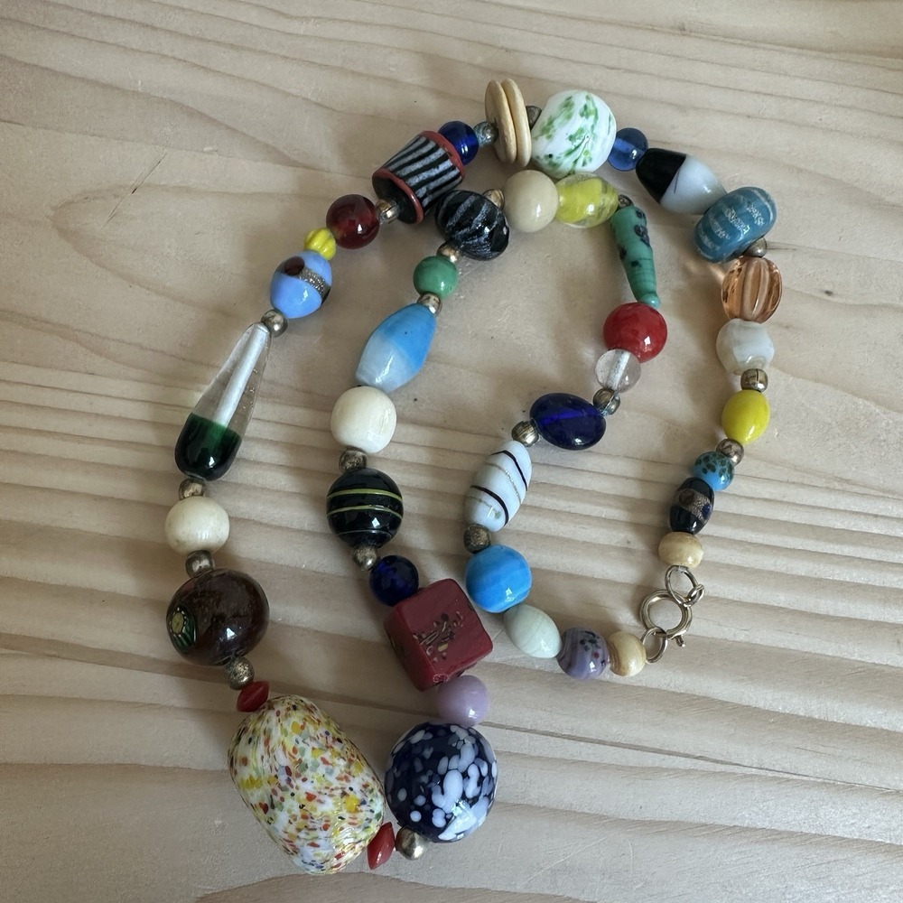 VTG Beaded Necklace 22 Inch Artisan Lamp Art Glass Multicolor Freeform Hippie - Picture 5 of 8